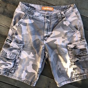 Men’s Cargo Camo Shorts